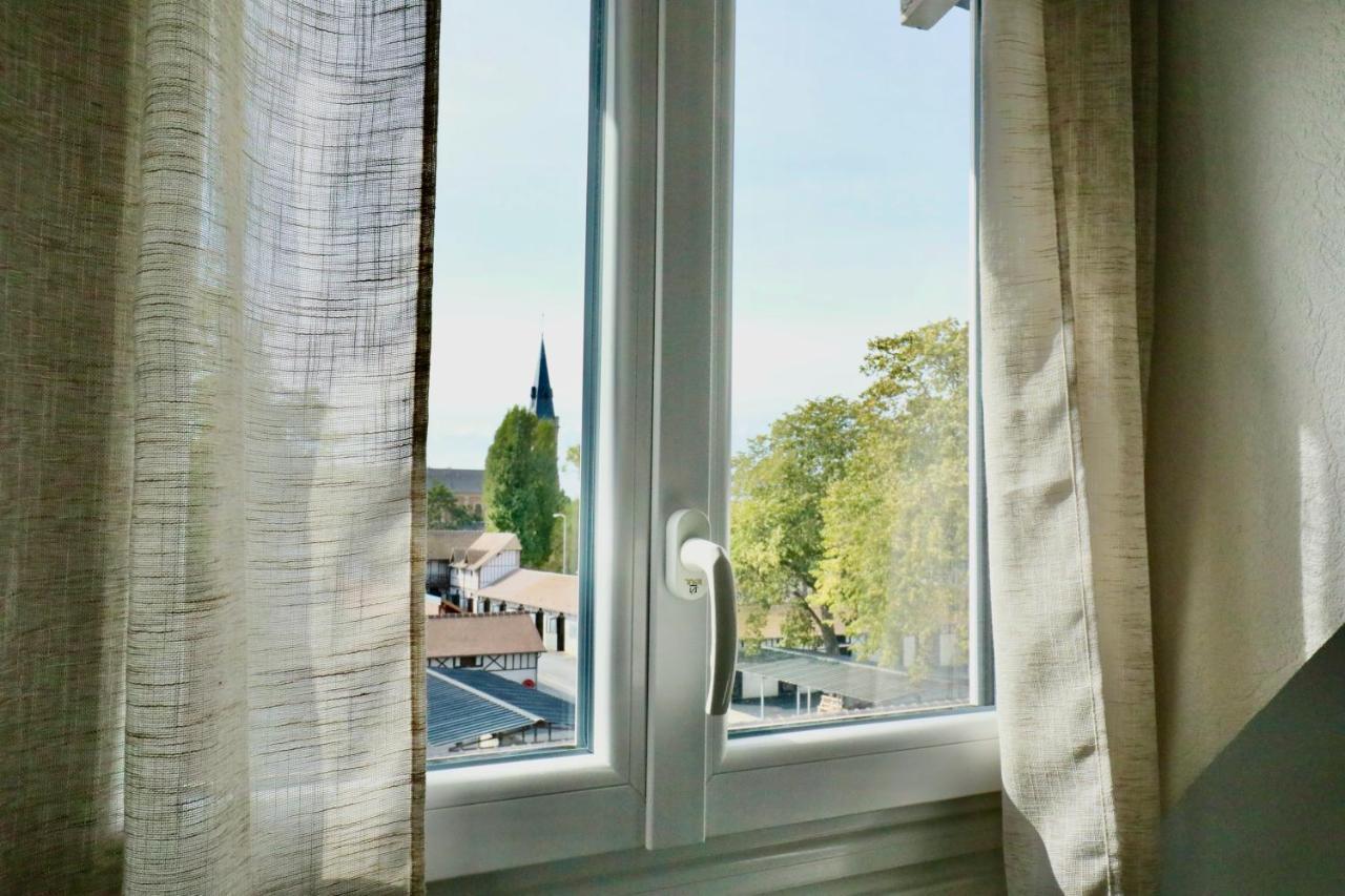 Appartement De L'Hippodrome Avec Deux Chambres Deauville Zewnętrze zdjęcie